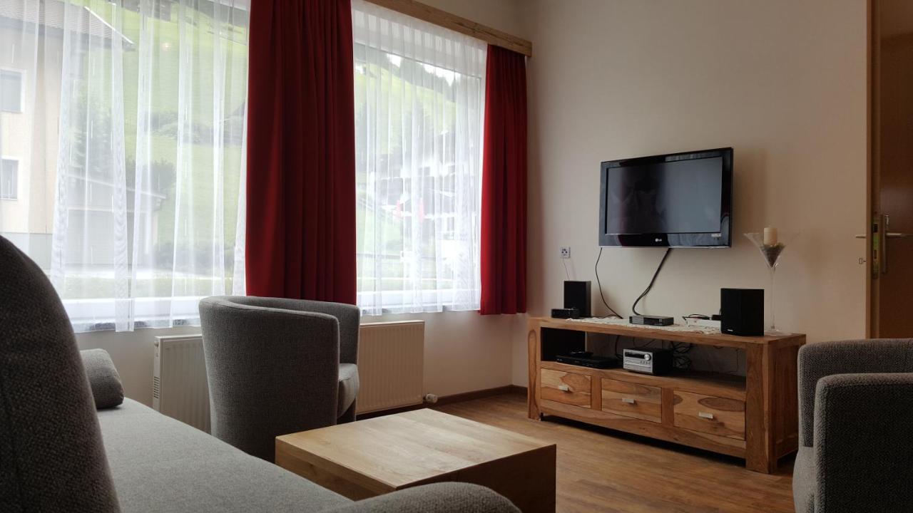 Appartement Juns Tux Exteriör bild